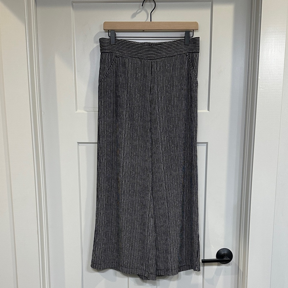 Max Studio Black and White Striped Wide Leg Pants